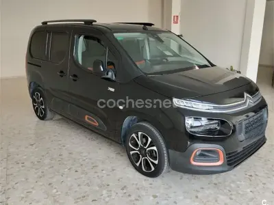 Usado Citroën Berlingo Shine 100 CV (73 kW) 2019 Negro Monovolumen