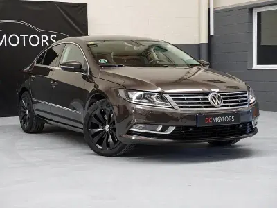 Usado VW CC Advance 140 CV (102 kW) 2016 Marrón Berlina