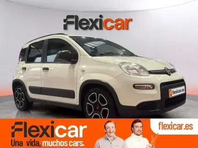 Usado Fiat Panda City Life 70 CV (51 kW) 2022 Rojo Utilitario