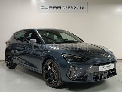 Gris / plata Usado 2025 Cupra Leon Berlina | 32.990 € (Caro)