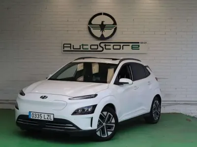 Usado Hyundai Kona Style 150 kW (204 CV) 2022 Blanco SUV