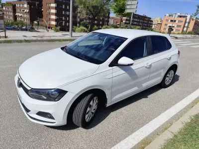 Usado VW Polo Advance 80 CV (58 kW) 2018 Blanco Utilitario