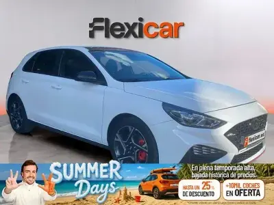 Usado Hyundai i30 N Line 120 CV (88 kW) 2022 Blanco Berlina
