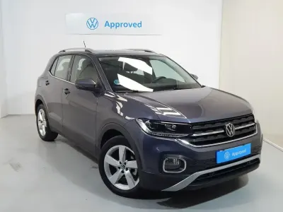 Usado VW T-Cross Sportline 110 CV (80 kW) 2023 Gris SUV