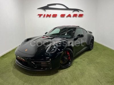 Porsche 911 Carrera 4 GTS