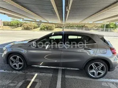 Usado Mercedes GLA200 136 CV (100 kW) 2019 Gris / plata SUV