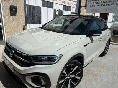 Usado VW T-Roc R-line 150 CV (110 kW) 2023 Blanco SUV