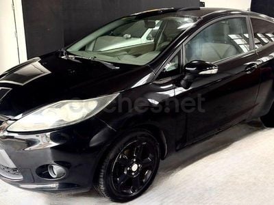 Usado Ford Fiesta Trend 68 CV (50 kW) 2009 Negro Utilitario