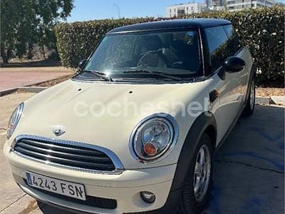 Usado Mini ONE 90 CV (66 kW) 2008 Beige Utilitario