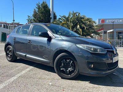 Usado Renault Mégane Bose Edition 110 CV (80 kW) 2014 Gris / plata Berlina