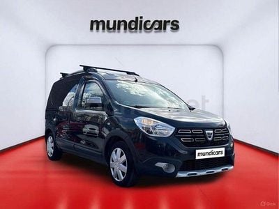 Usado Dacia Dokker Stepway 75 CV (55 kW) 2018 Negro Monovolumen