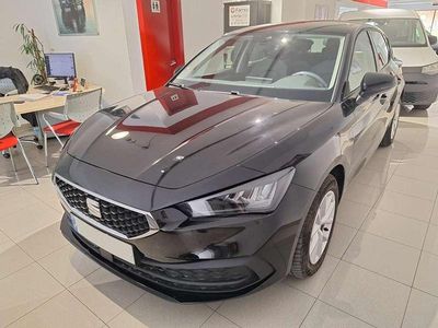 Usado Seat Leon Style 110 CV (80 kW) 2024 Negro Utilitario