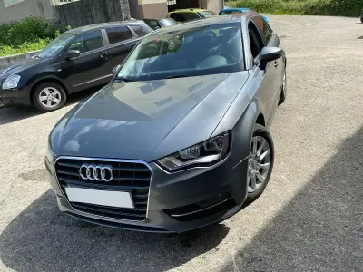 Usado Audi A4 150 CV (110 kW) 2015 Gris Berlina