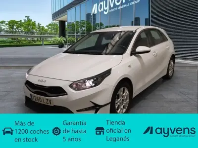 Usado Kia Ceed 101 CV (74 kW) 2022 Blanco Utilitario