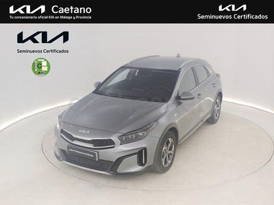 Usado Kia XCeed 120 CV (88 kW) 2024 Gris / plata SUV