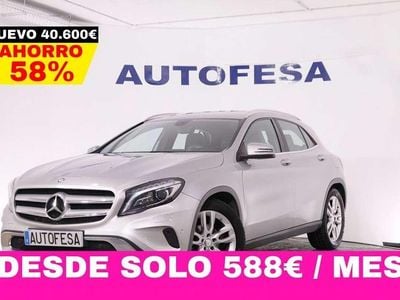 Usado Mercedes GLA200 Style 136 CV (100 kW) 2014 Gris / plata SUV