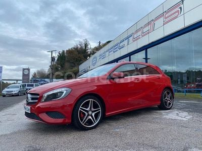 Rojo Usado 2015 Mercedes A180 Urban Berlina | 16.700 € (Un poco caro)