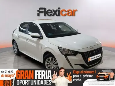 Usado Peugeot 208 Active 101 CV (74 kW) 2021 Blanco Utilitario