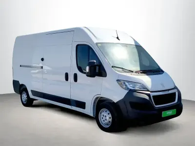 Usado Peugeot Boxer 140 CV (102 kW) 2022 Blanco Van
