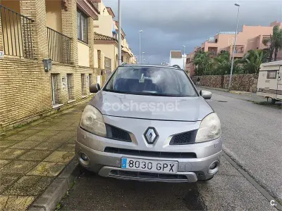 Usado Renault Koleos Dynamique 175 CV (128 kW) 2009 Gris / plata SUV