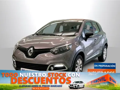 Usado Renault Captur Intens 90 CV (66 kW) 2017 Gris SUV