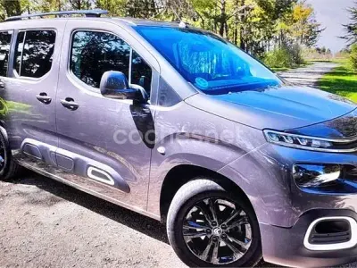 Usado Citroën Berlingo Business Class 102 CV (75 kW) 2021 Gris / plata Monovolumen