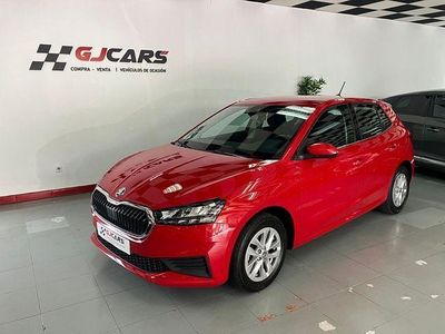 Rojo Usado 2022 Skoda Fabia Ambition Utilitario | 13.900 € (Precio justo)