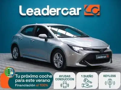 Usado Toyota Corolla Active 122 CV (89 kW) 2022 Plateado Berlina