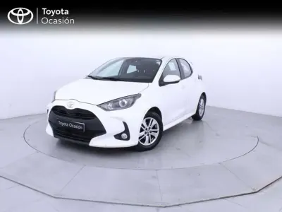 Usado Toyota Yaris Edition 125 CV (91 kW) 2023 Blanco Utilitario