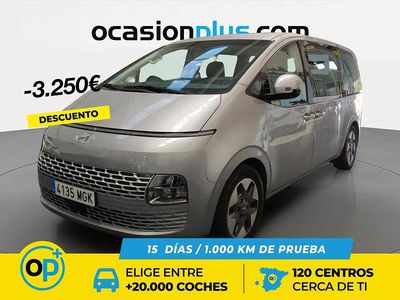 Usado Hyundai Staria 177 CV (130 kW) 2023 Gris Monovolumen
