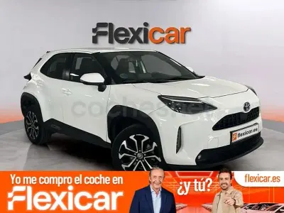 Usado Toyota Yaris Cross Style 116 CV (85 kW) 2024 Blanco SUV