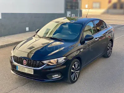 Usado Fiat Tipo Business 95 CV (69 kW) 2017 Azul Berlina