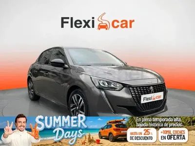 Usado Peugeot 208 Allure 100 CV (73 kW) 2023 Gris / plata Utilitario