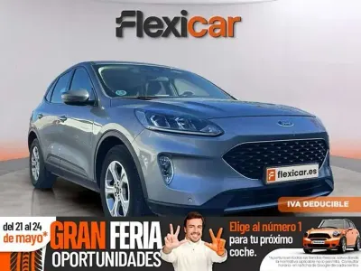 Usado Ford Kuga Trend 120 CV (88 kW) 2022 Gris SUV