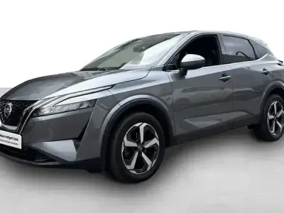 Usado Nissan Qashqai 140 CV (102 kW) 2022 Skyline grey (metalizado) SUV