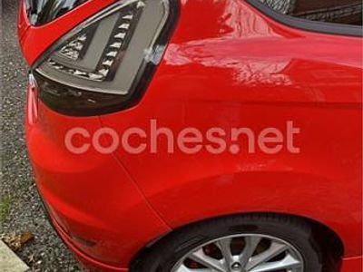 Usado Ford Fiesta ST 182 CV (133 kW) 2014 Rojo Utilitario