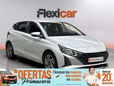 Usado Hyundai i20 84 CV (61 kW) 2024 Gris Utilitario