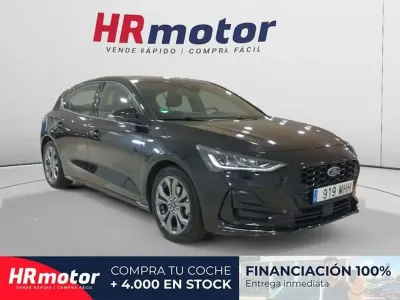 Usado Ford Focus ST-Line 126 CV (92 kW) 2023 Negro Utilitario