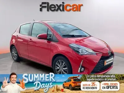 Usado Toyota Yaris Active 69 CV (50 kW) 2018 Rojo