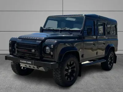 Usado Land Rover Defender 122 CV (89 kW) 2011 Gris Familiar