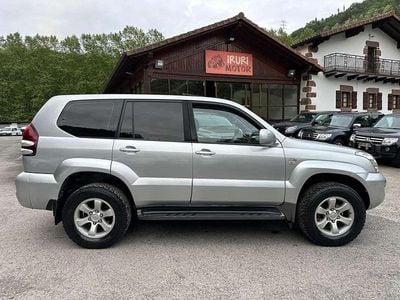 Begagnad Toyota Land Cruiser 163 HK (119 kW) 2003 Silver SUV