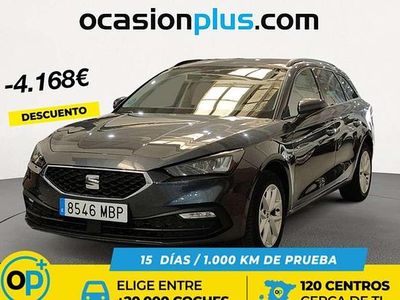 Usado Seat Leon ST Style 110 CV (80 kW) 2022 Gris Familiar