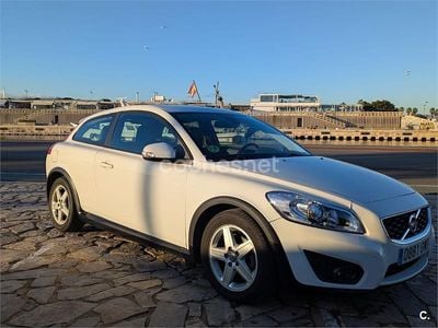 Blanco Usado 2010 Volvo C30 Momentum Utilitario | 5999 € (Precio justo)