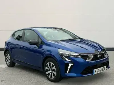 Usado Mitsubishi Colt Motion 100 CV (73 kW) 2025 Azul Utilitario