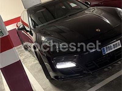 Käytetty Porsche Panamera 4S 400 HP (294 kW) 2010 Musta Sedan