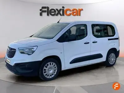 Usado Opel Combo Edition+ 102 CV (75 kW) 2021 Blanco Monovolumen