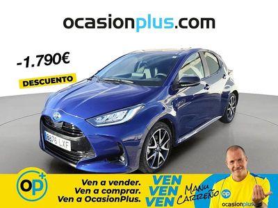 Usado Toyota Yaris Hybrid Style 116 CV (85 kW) 2022 Azul