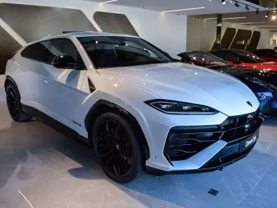 Nuevo Lamborghini Urus 801 CV (589 kW) 2026 Blanco SUV