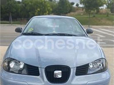 Käytetty Seat Ibiza Reference 75 HP (55 kW) 2004 Sininen Viistoperä