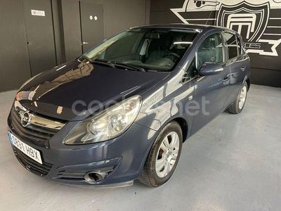 Gris / plata Usado 2011 Opel Corsa Berlina | 6990 € (Un poco caro)